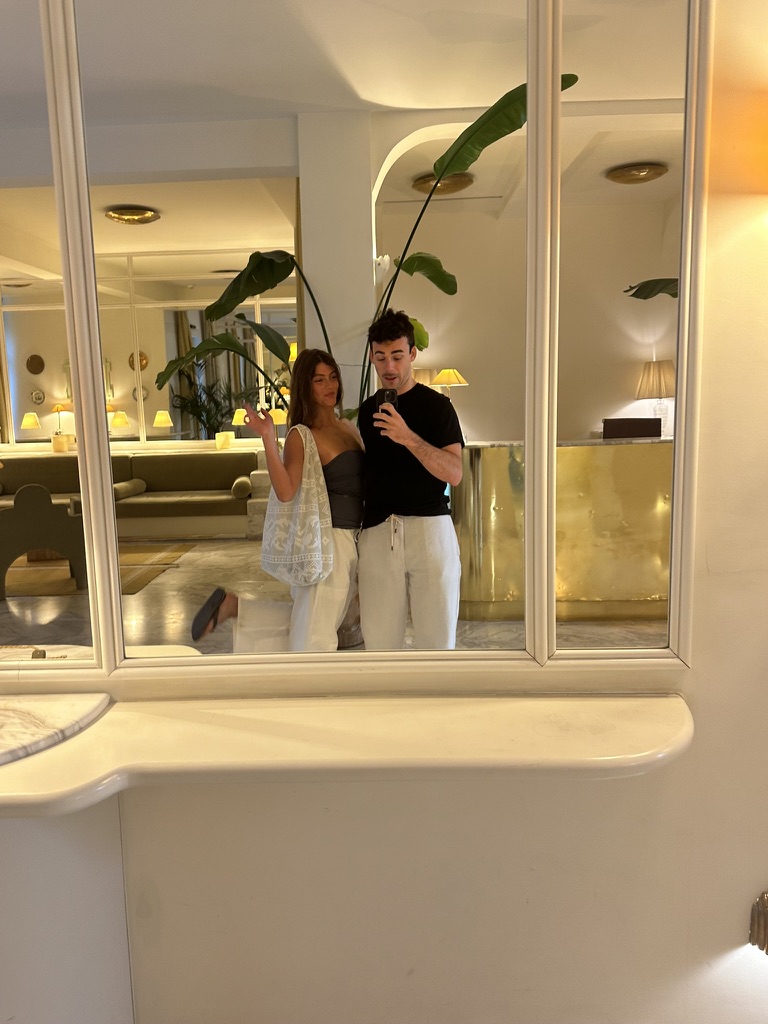 hotel mirror